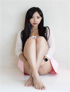 《少妇和快递员在做爰2》